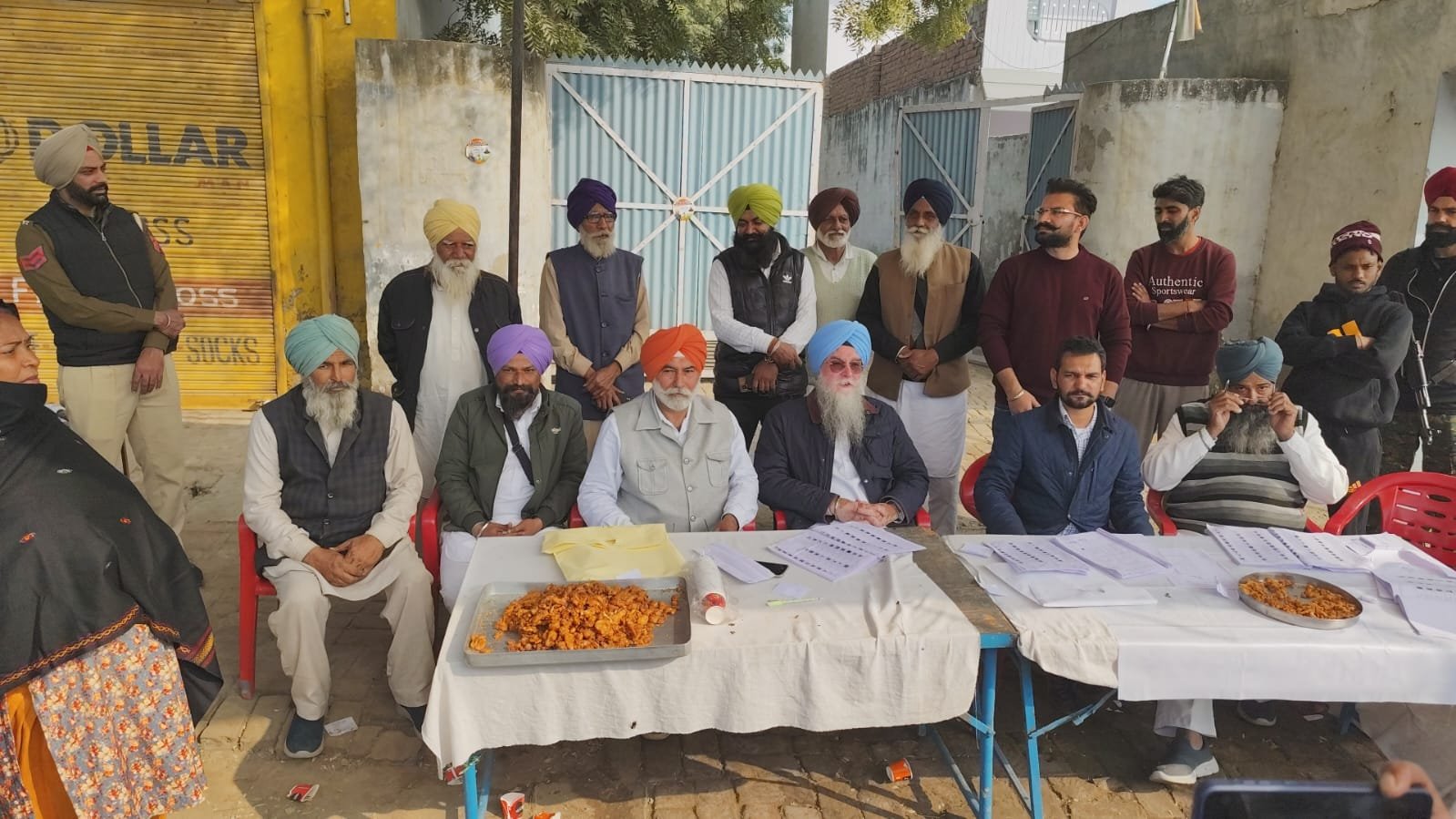 ਪਿੰਡ ਕੋਠੇ ਲਾਲੇਆਣਾ ਵਿਖੇ ਸਾਰੀਆਂ ਸਿਆਸੀ ਪਾਰਟੀਆਂ ਵੱਲੋਂ ਲਗਾਏ ਸਾਂਝੇ ਬੂਥ ਦੀ ਸਪੀਕਰ ਸੰਧਵਾਂ ਵੱਲੋਂ ਸ਼ਲਾਘਾ ਅਮਨ-ਸ਼ਾਂਤੀ ਅਤੇ ਭਾਈਚਾਰਕ ਸਾਂਝ ਦੇ ਇਸ ਕਦਮ ਤੋਂ ਸਾਰੇ ਪੰਜਾਬ ਵਾਸੀ ਸੇਧ ਲੈਣ: ਸਪੀਕਰ ਸੰਧਵਾਂ