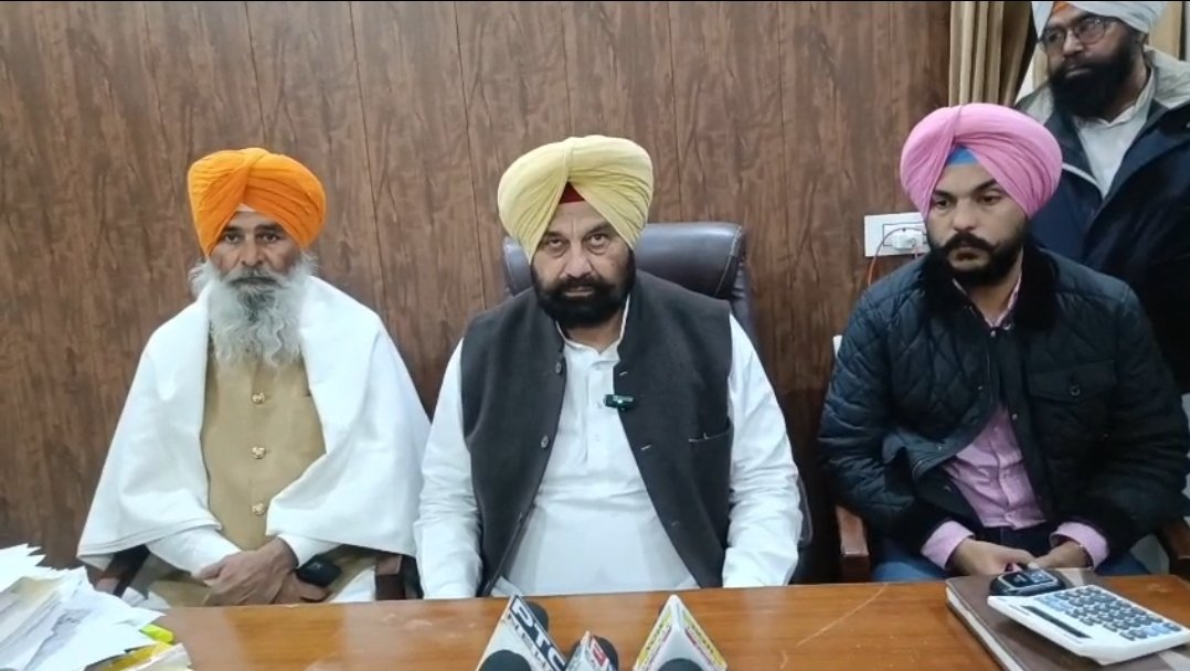 ਕਾਂਗਰਸ ਵਿਧਾਇਕ ਸੁਖਵਿੰਦਰ ਸਿੰਘ ਸੁੱਖ ਸਰਕਾਰੀਆ ਦਾ ਇਲਜ਼ਾਮ—“ਗੁੰਡਿਆਂ ਨੇ ਕਾਗਜ਼ ਪਾੜੇ, ਉਮੀਦਵਾਰਾਂ ਨਾਲ ਮਾਰਕੁੱਟ ਕੀਤੀ”