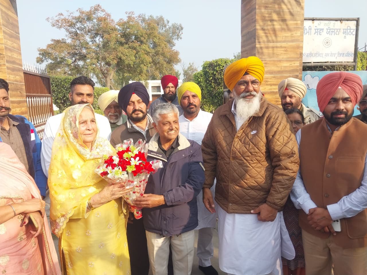 ਮਾਤਾ ਹਰਪਾਲ ਕੌਰ ਵੱਲੋਂ ਪਿੰਡ ਪੱਖੀ ਕਲਾ ਦਾ ਦੌਰਾ