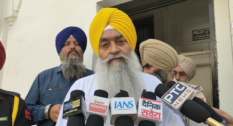 SGPC ‘ਤੇ ਗਿਆਨੀ ਰਘਬੀਰ ਸਿੰਘ ਦੇ ਗੰਭੀਰ ਦੋਸ਼, ਨਿੱਜੀ ਸਮਾਨ ਦੀ ਤਲਾਸ਼ੀ ‘ਤੇ ਸਵਾਲ
